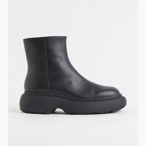 H&M Platform Boots in Black